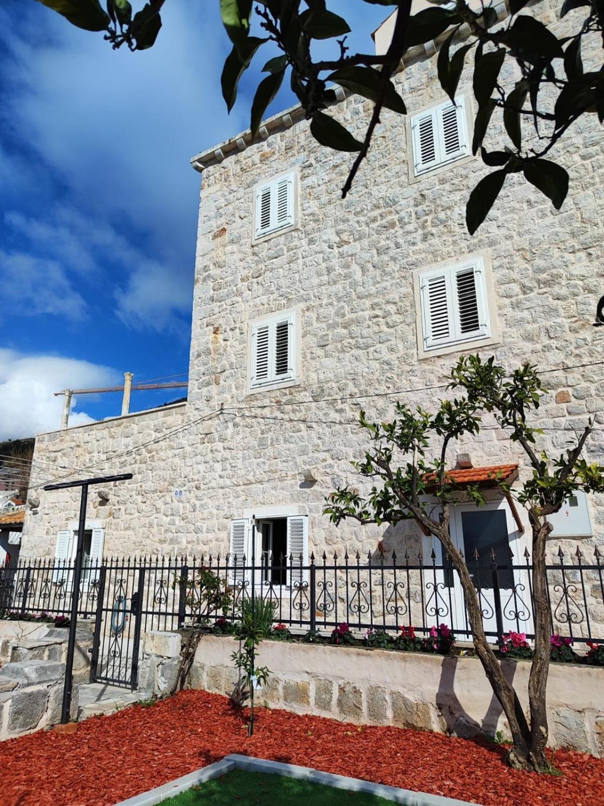 Apartments Harriet Dubrovnik Exterior photo